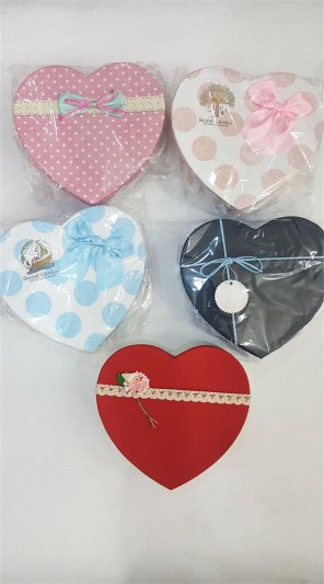 3'Lü Kalpli Hediye Kutusu