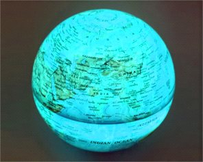 Işıklı Sihirli Dönen Dünya