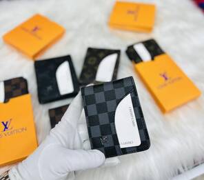 Markalı Kutulu Metal Amblem Logolu Cüzdan