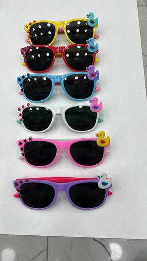 Toptan Figürlü İthal Çocuk Gözlükleri