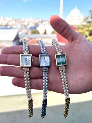 Toptan İnci Kordonlu Bayan Metal Lüx Saat