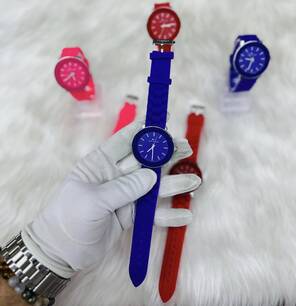 Toptan Tommy Model Spor Kol Saati