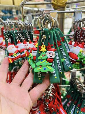 Toptan Yılbaşına Özel Noel Silikon Anahtarlık