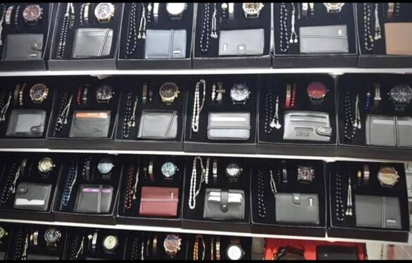 Toptan Cüzdanlı 5'Li Kutulu Saat Erkek Kombin Takımı 