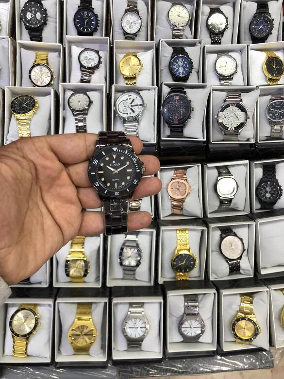 Toptan Kutulu Metal Kaliteli Erkek Kol Saati