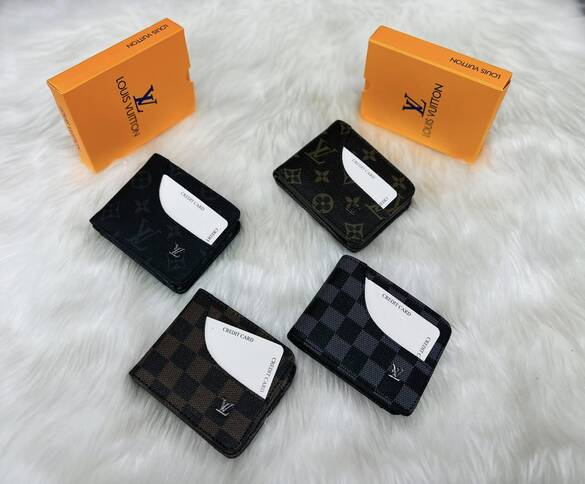 Markalı Kutulu Metal Amblem Logolu Cüzdan 