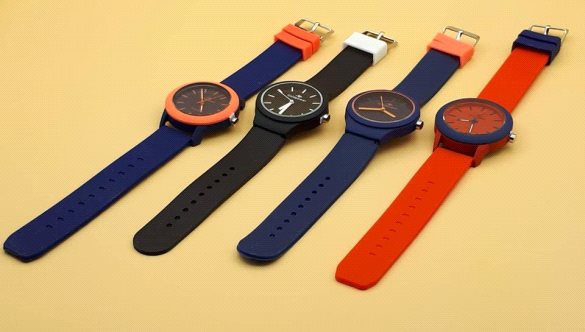 Toptan Silikon Kordonlu Fosforlu Kalite Bay&Bayan Saat