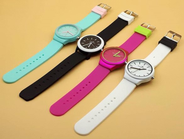 Toptan Silikon Kordonlu Fosforlu Kalite Bay&Bayan Saat