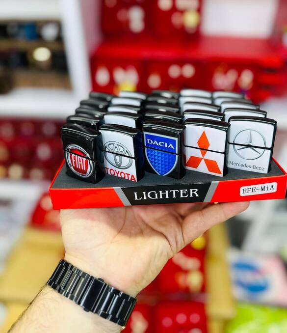 Toptan Araba Amblem Baskılı Zippo Çakmak