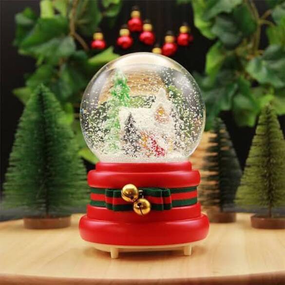 Toptan Büyük Boy Motorlu Işıklı Müzikli Kar Püskürten Noel Kar Küresi