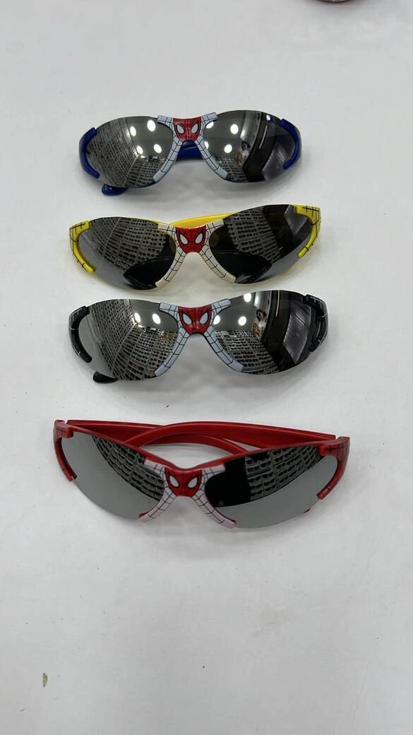 Toptan Figürlü İthal Çocuk Gözlükleri