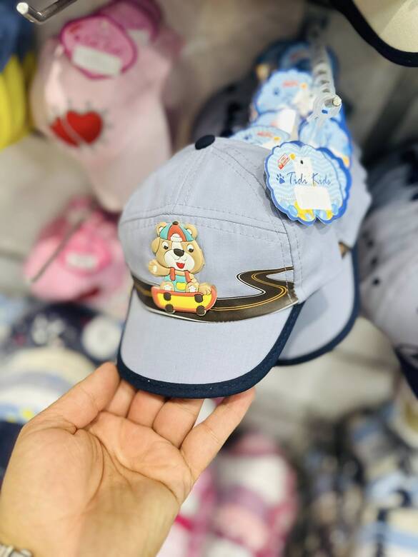 Toptan Figürlü Çocuk Şapka 