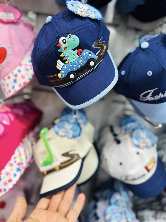 Toptan Figürlü Çocuk Şapka 