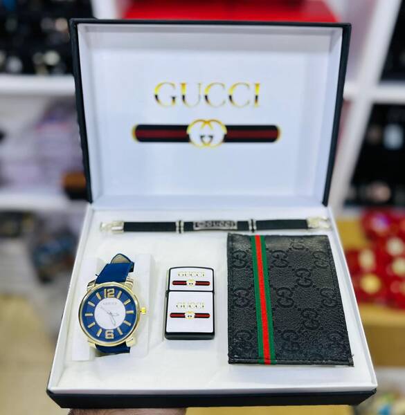 Toptan Mix Model Kutulu Yazılı Cüzdanlı Saat Set Takımı