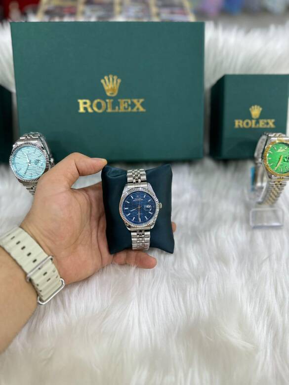 Toptan Kutulu Yazılı Takvimli Lüx Erkek Kol Saati