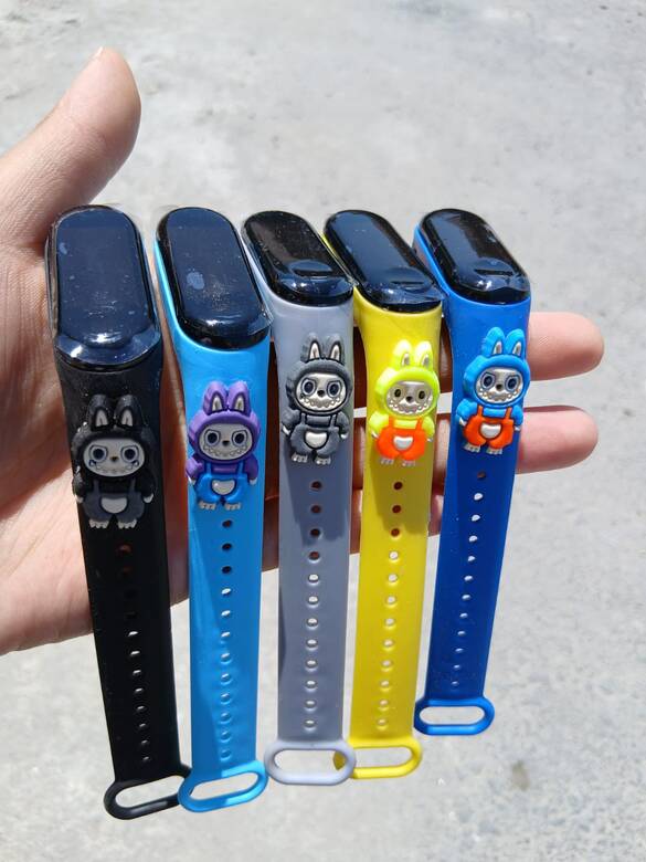 Toptan LABUBU Figürlü Su Geçirmez Çocuk Dijital Led Saat