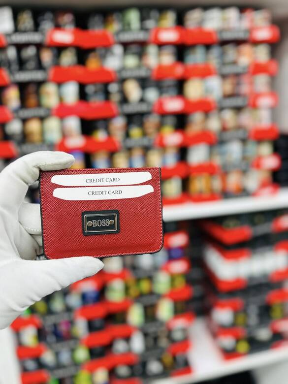 Toptan Metal Logo Baskılı Kartlık Cüzdan 