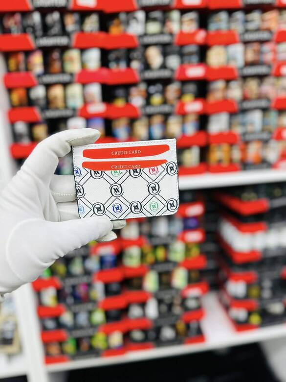 Toptan Metal Logo Baskılı Kartlık Cüzdan 