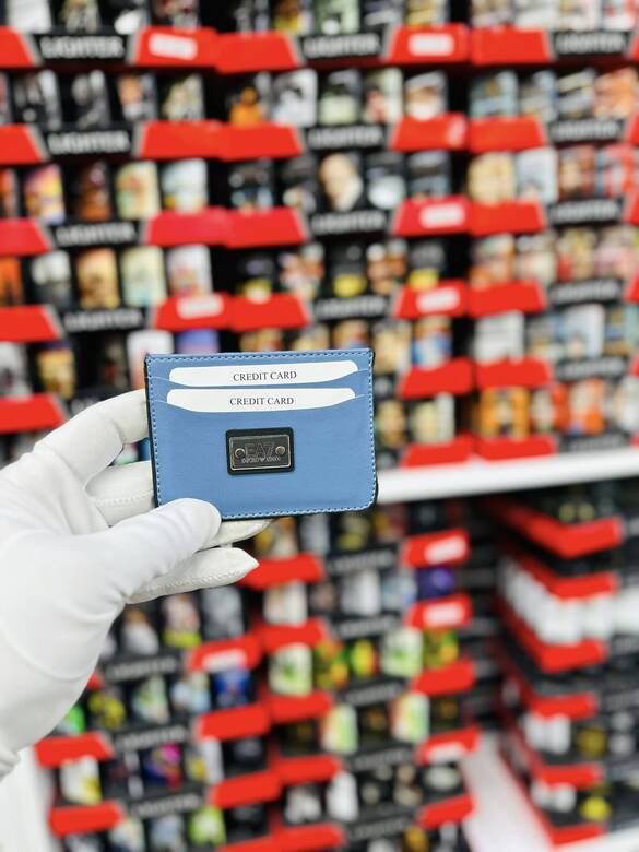 Toptan Metal Logo Baskılı Kartlık Cüzdan 