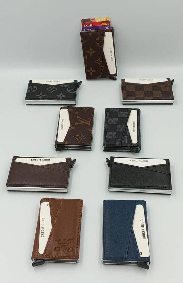 Toptan Otomatik Mekanizmalı Yazılı Kartlık Cüzdan