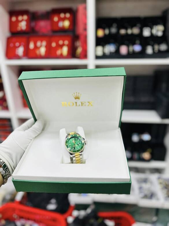 Toptan Özel Tekli Kutulu Takvimli Yazılı Lüx Metal Saat