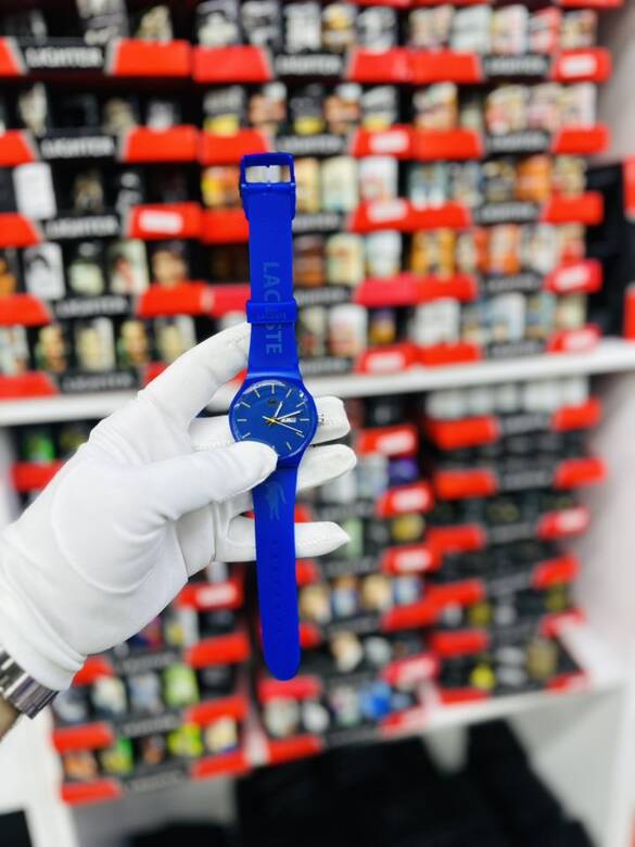 Toptan Silikon Kordonlu Takvimli Lacoste Model Kol Saati 