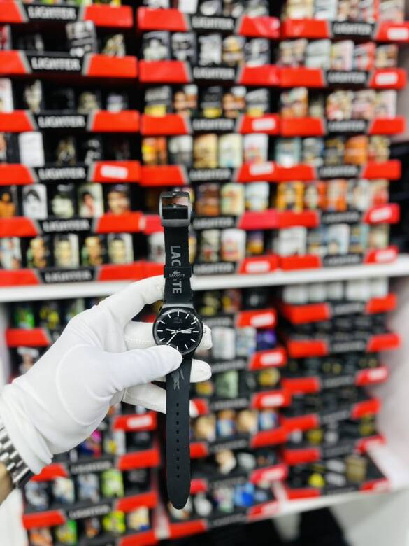 Toptan Silikon Kordonlu Takvimli Lacoste Model Kol Saati 