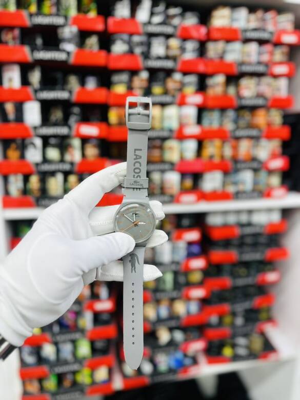 Toptan Silikon Kordonlu Takvimli Lacoste Model Kol Saati 