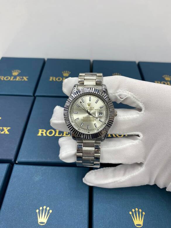 Toptan Kutulu Takvimli Yazılı Kol Saati